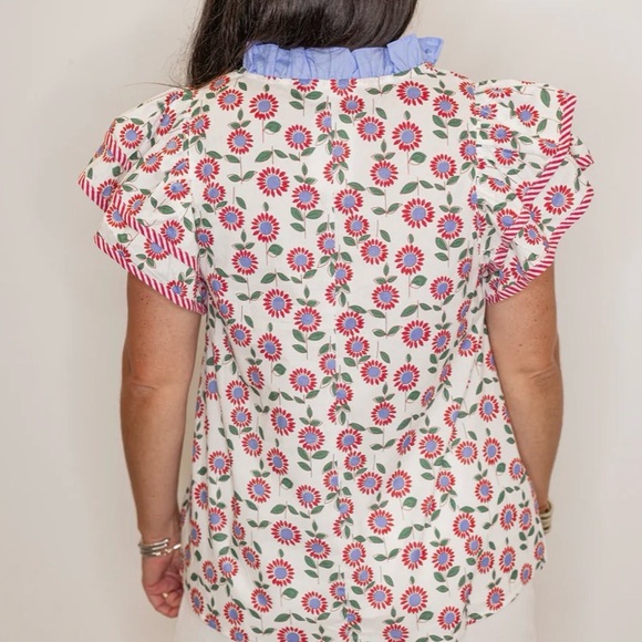 Entro Floral Blouse with Blue and Red Accents - Picture 4 of 11